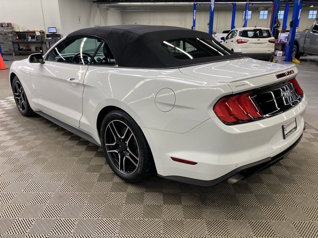 Used 2022 Ford Mustang Premium image 4