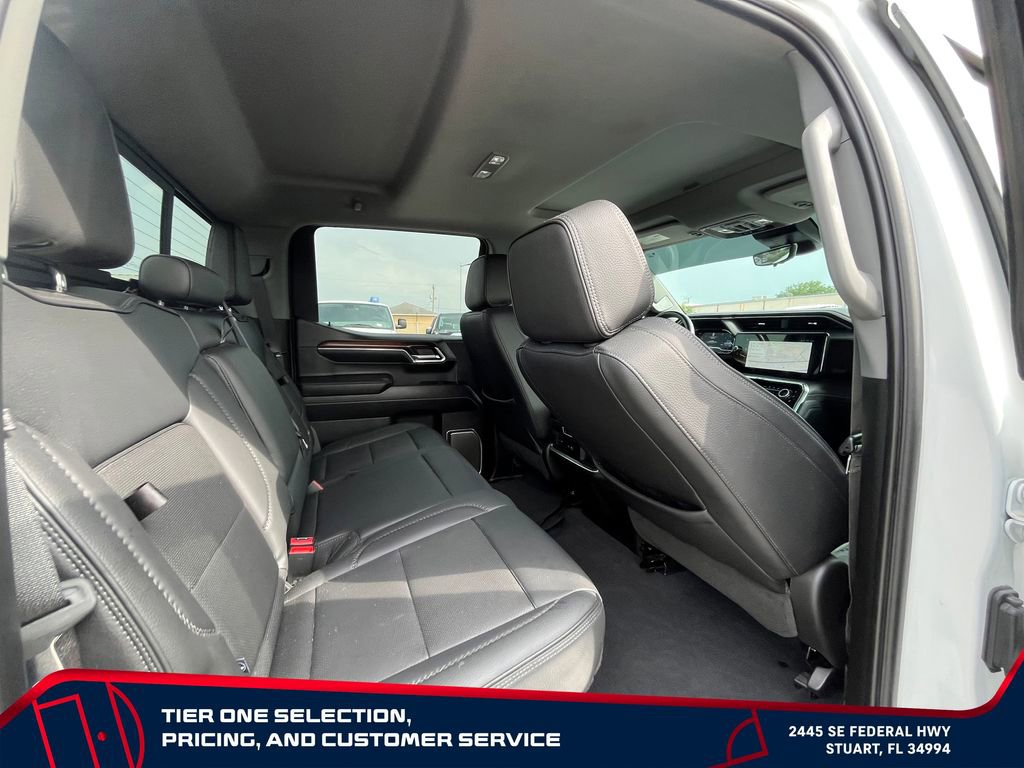 Used 2024 GMC Sierra 1500 Denali w/ Technology Package AWD/4WD image 18