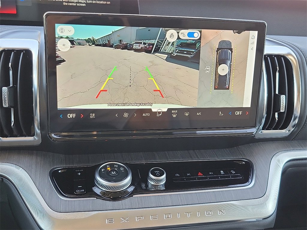 New 2025 Ford Expedition Max Platinum image 17