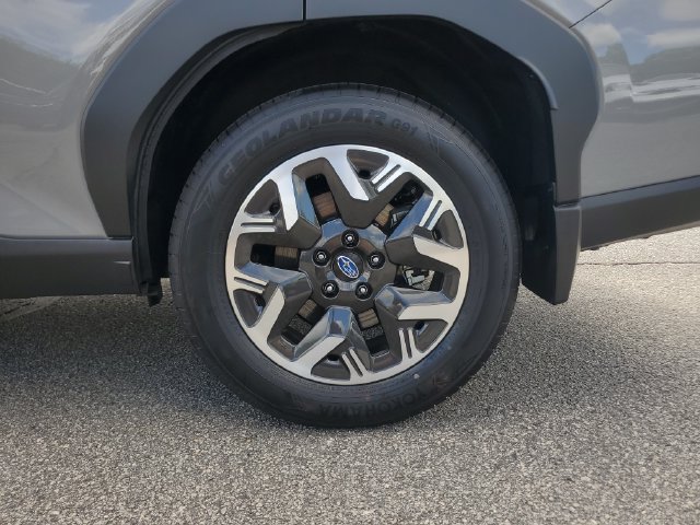Certified 2026 Subaru Forester Premium w/ Base/Premium Package AWD/4WD image 11