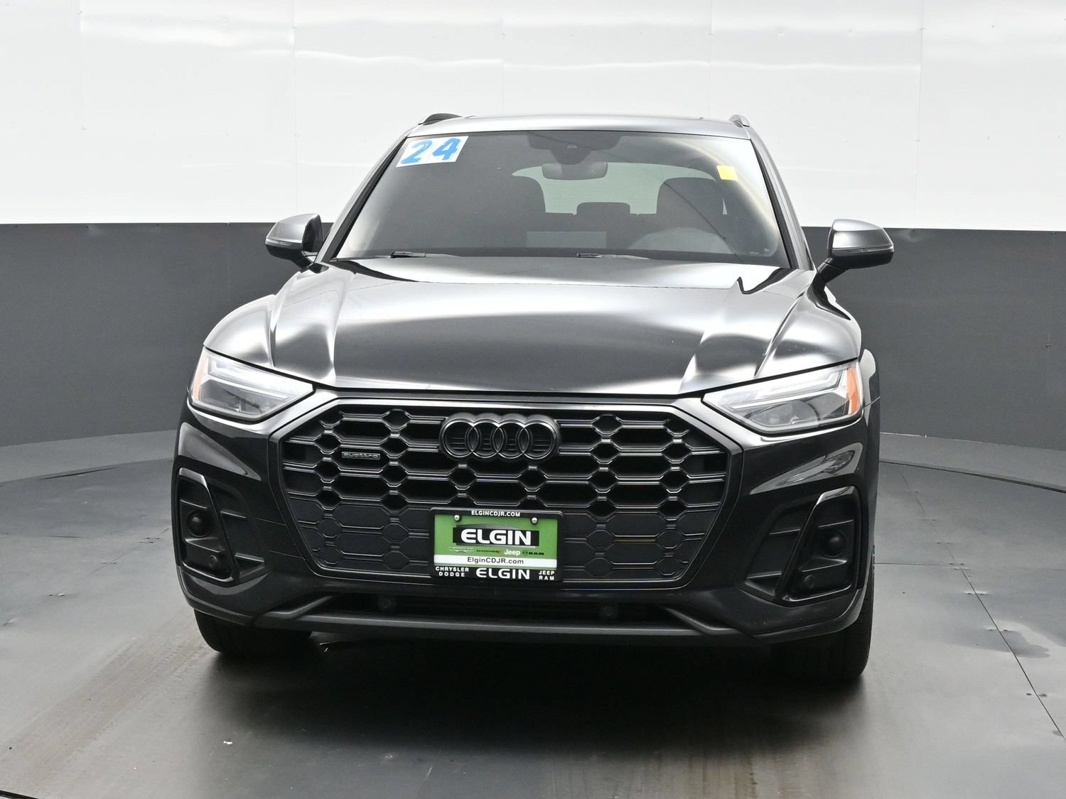 Used 2024 Audi Q5 2.0T Premium w/ Summer of Audi Package AWD/4WD image 11