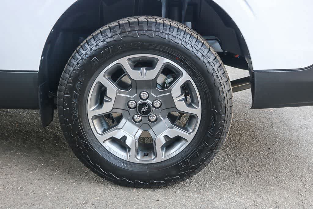 New 2024 Ford Maverick Lariat w/ 4K Tow Package AWD/4WD image 9