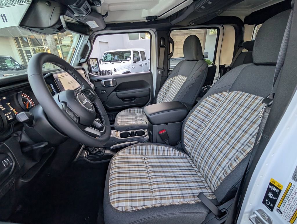 New 2026 Jeep Gladiator Sport AWD/4WD image 12