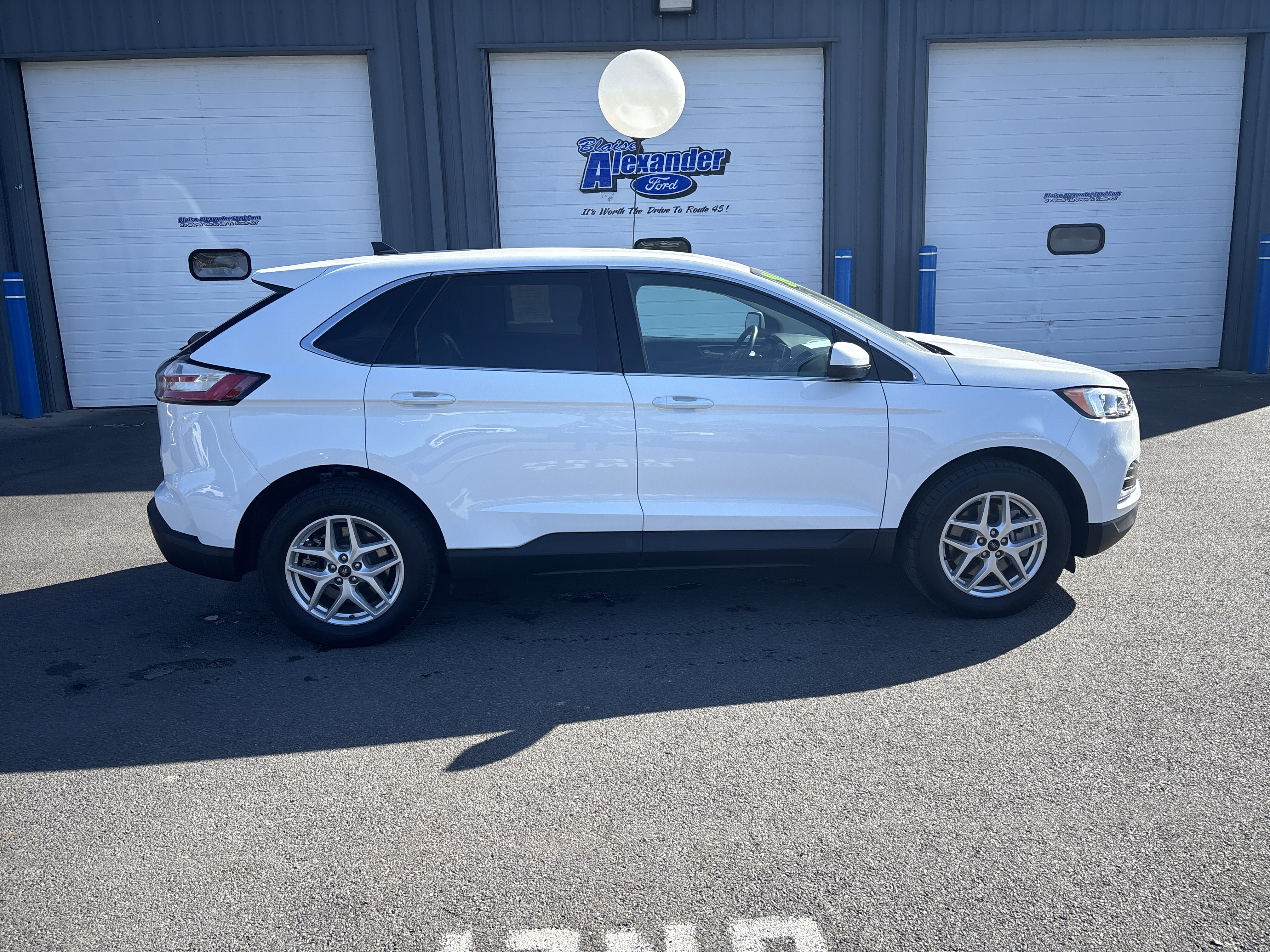 Used 2024 Ford Edge SEL video 2