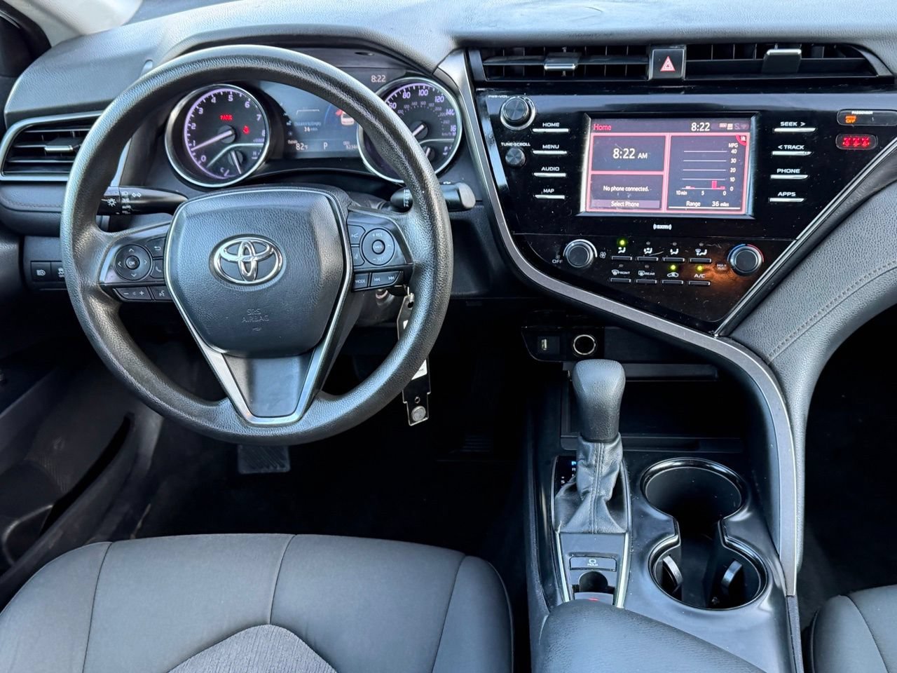 Used 2020 Toyota Camry LE AWD/4WD image 12