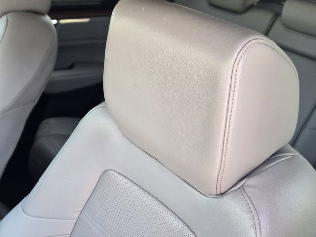 Used 2019 Honda CR-V Touring image 14