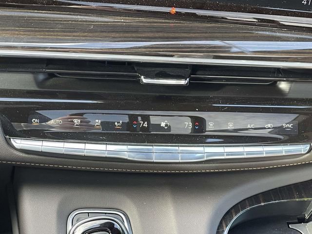 Used 2023 Cadillac Escalade Premium Luxury image 27