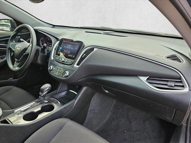 Used 2025 Chevrolet Malibu LT FWD image 21