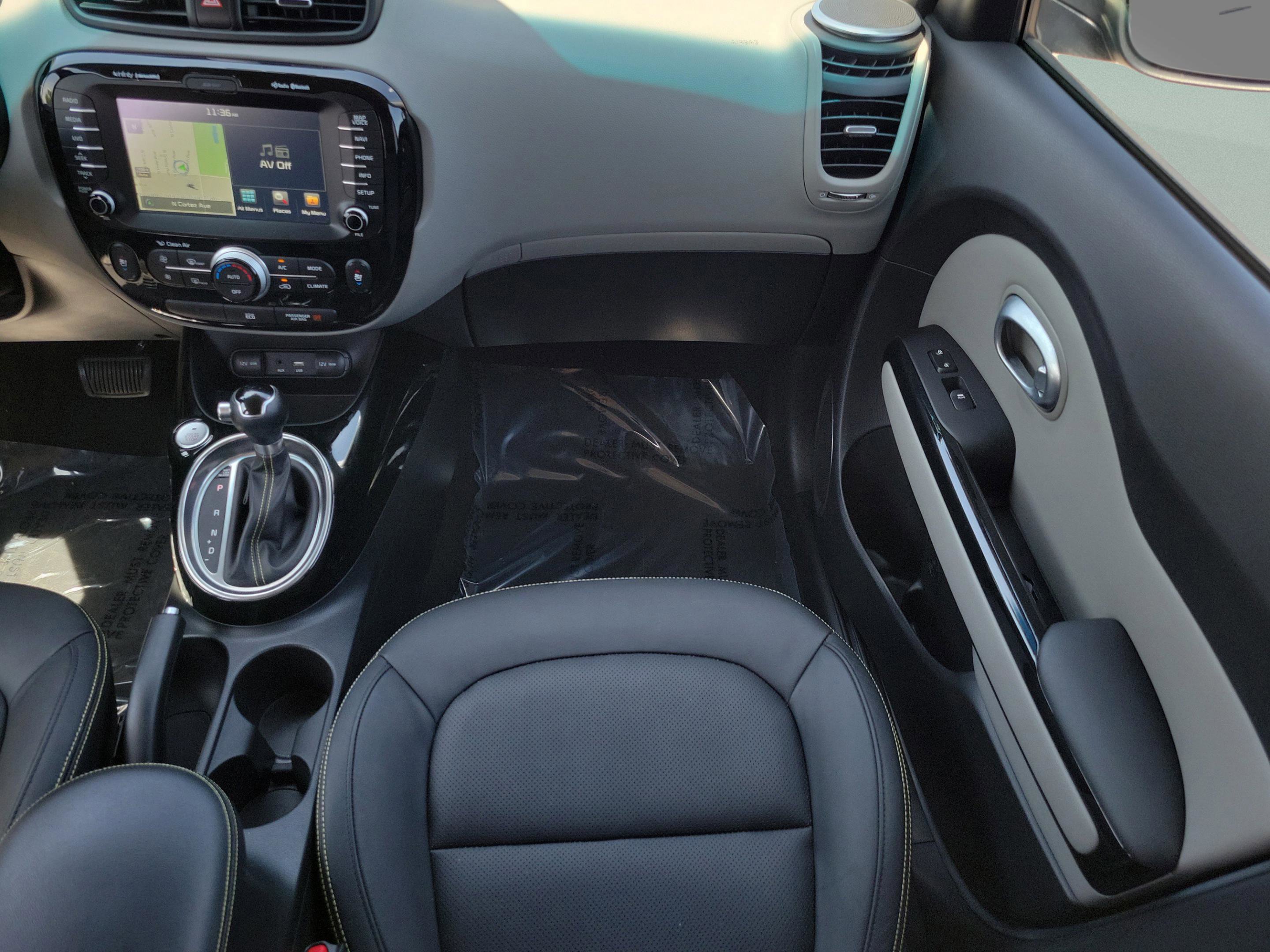Used 2016 Kia Soul + w/ Primo Package image 13
