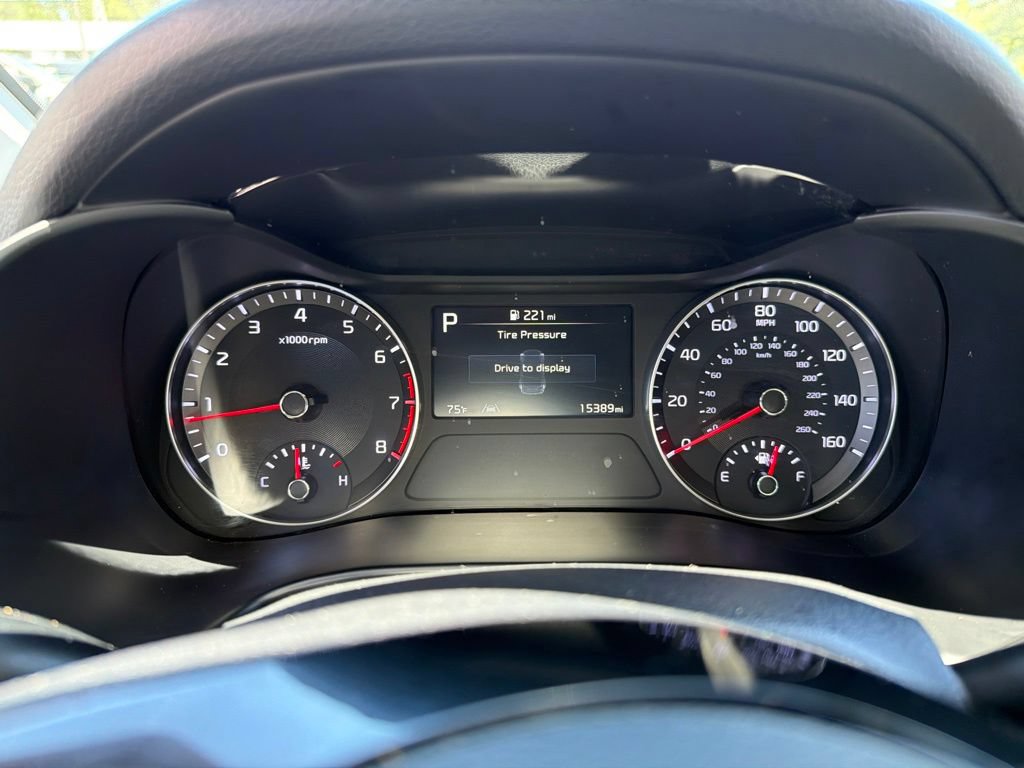 Used 2023 Kia Forte LXS w/ LXS Technology Package FWD image 8