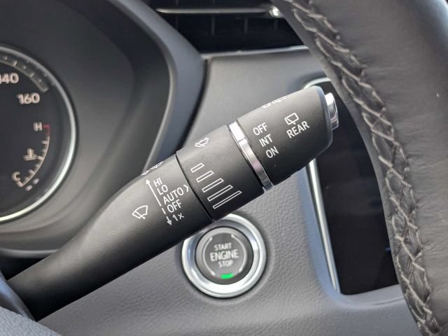 Used 2023 Cadillac XT4 Premium Luxury FWD image 30
