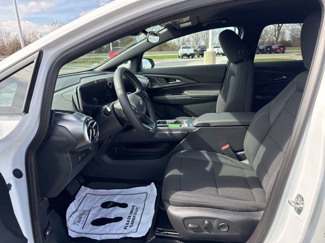 New 2026 Chevrolet Equinox EV LT FWD image 18
