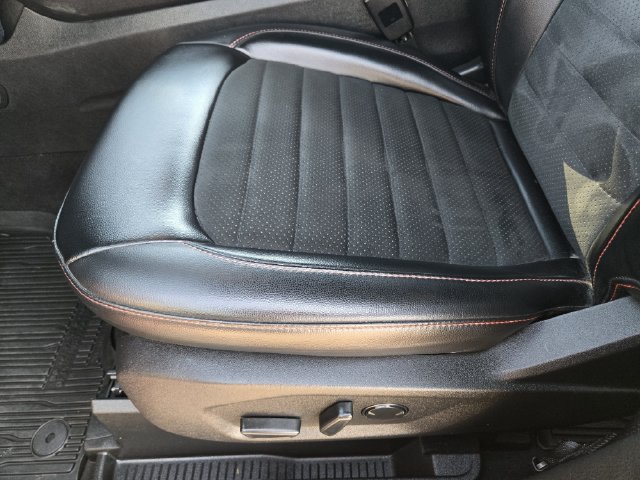 Used 2024 Ford Edge ST-Line AWD/4WD image 23