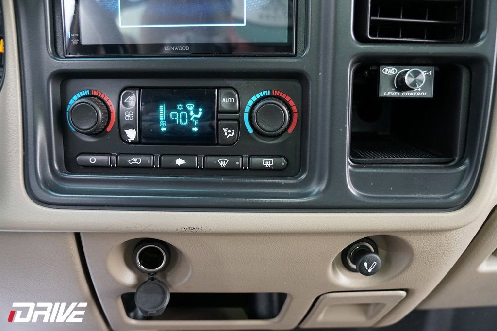 Used 2006 Chevrolet Silverado 2500 LT w/ Skid Plate Package image 29