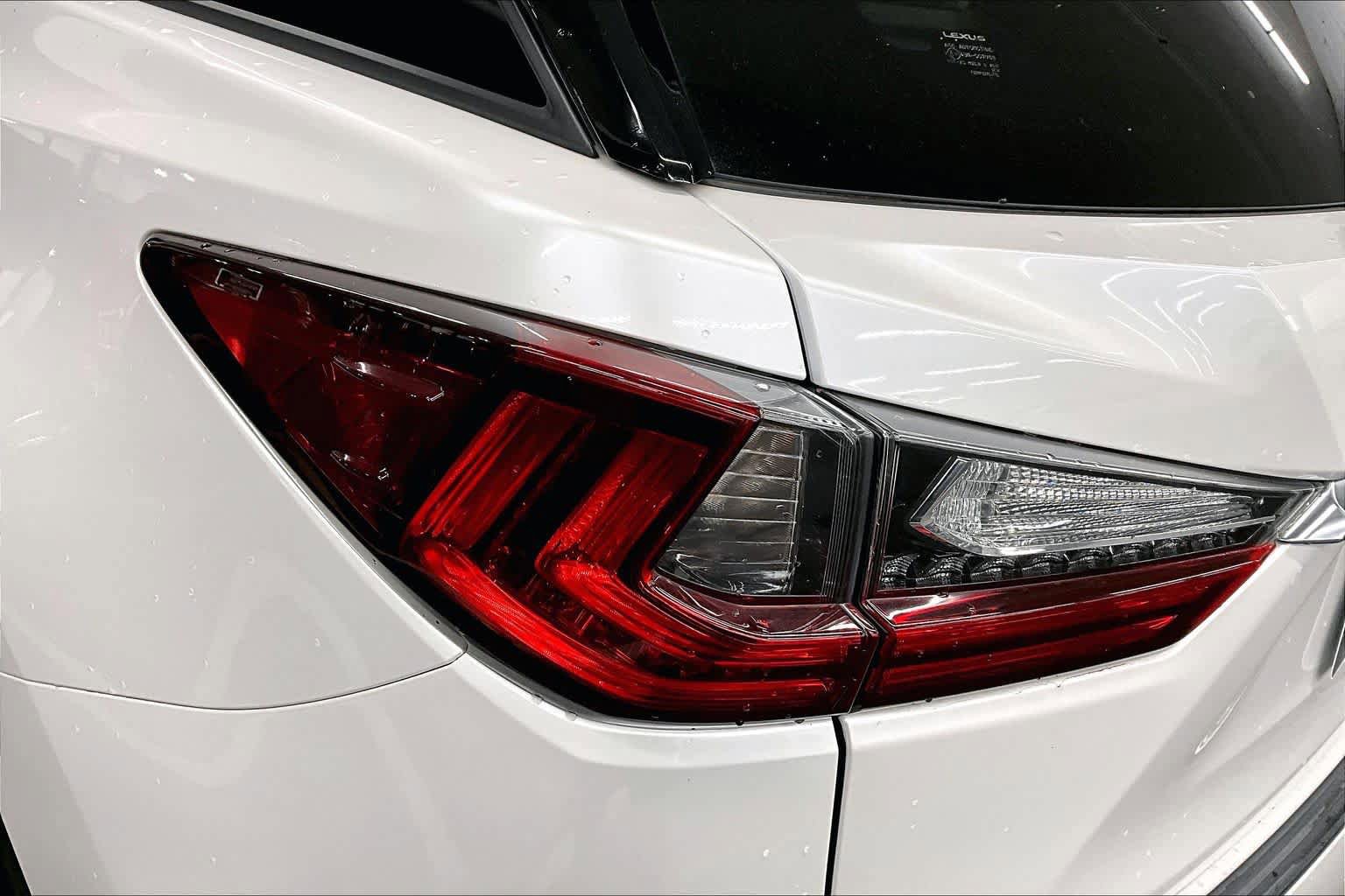 Used 2018 Lexus RX 350L FWD w/ Accessory Package image 28