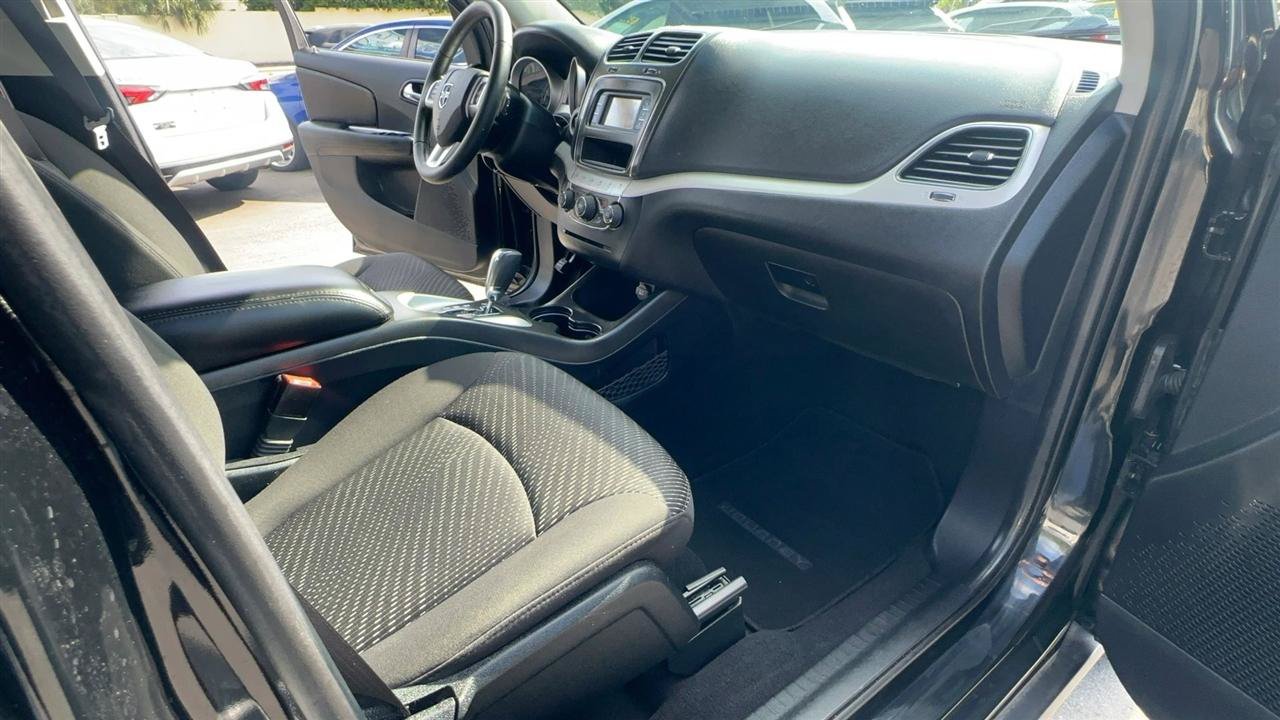 Used 2015 Dodge Journey SXT w/ Flexible Seating Group FWD image 42