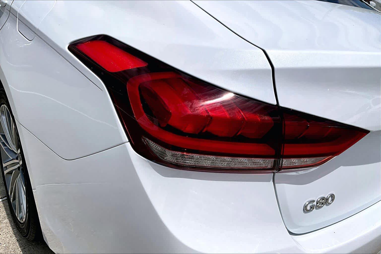 Used 2018 Genesis G80 3.8 w/ Option Group 02 RWD image 27
