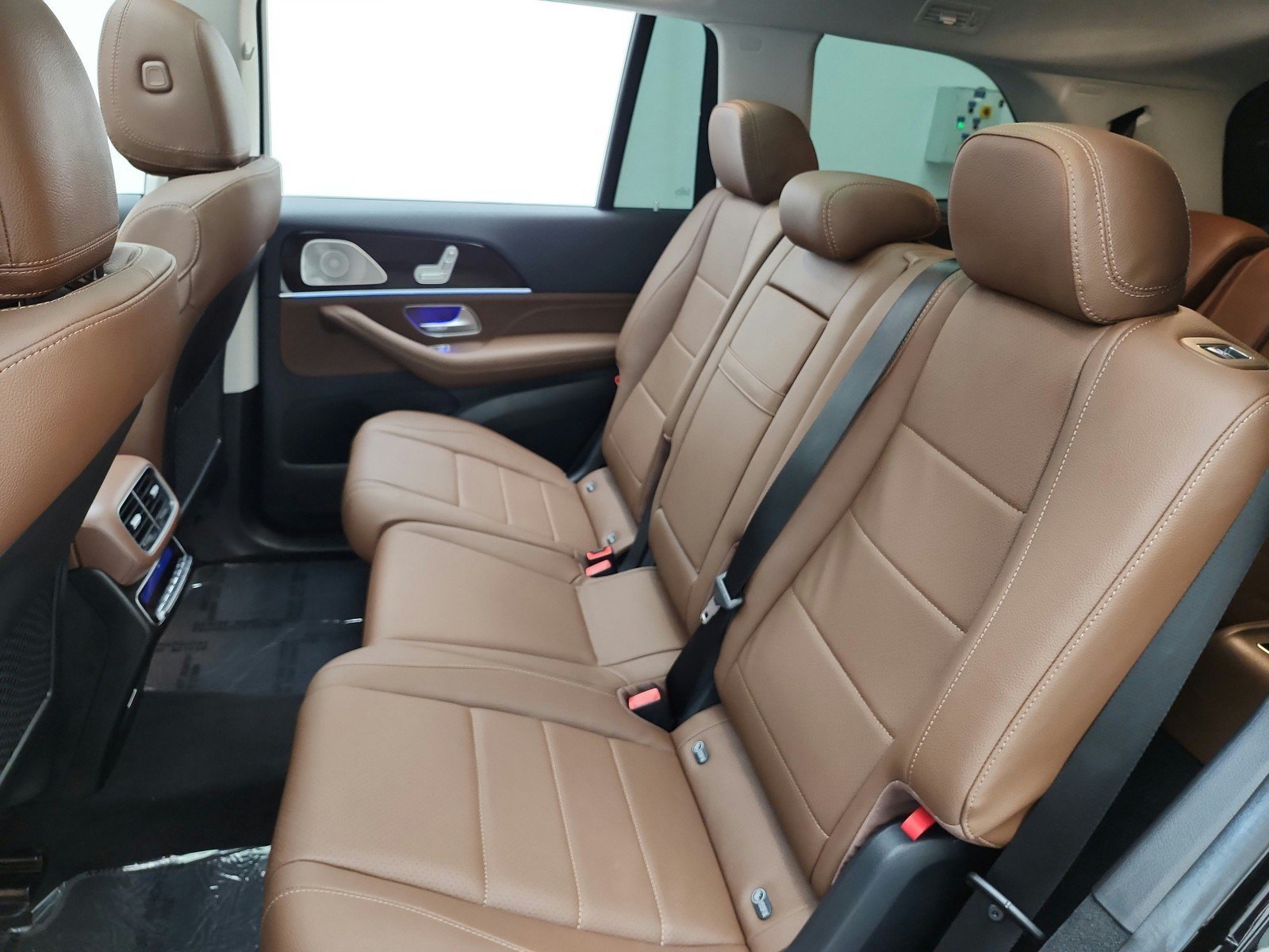 Certified 2026 Mercedes-Benz GLS 450 4MATIC image 13
