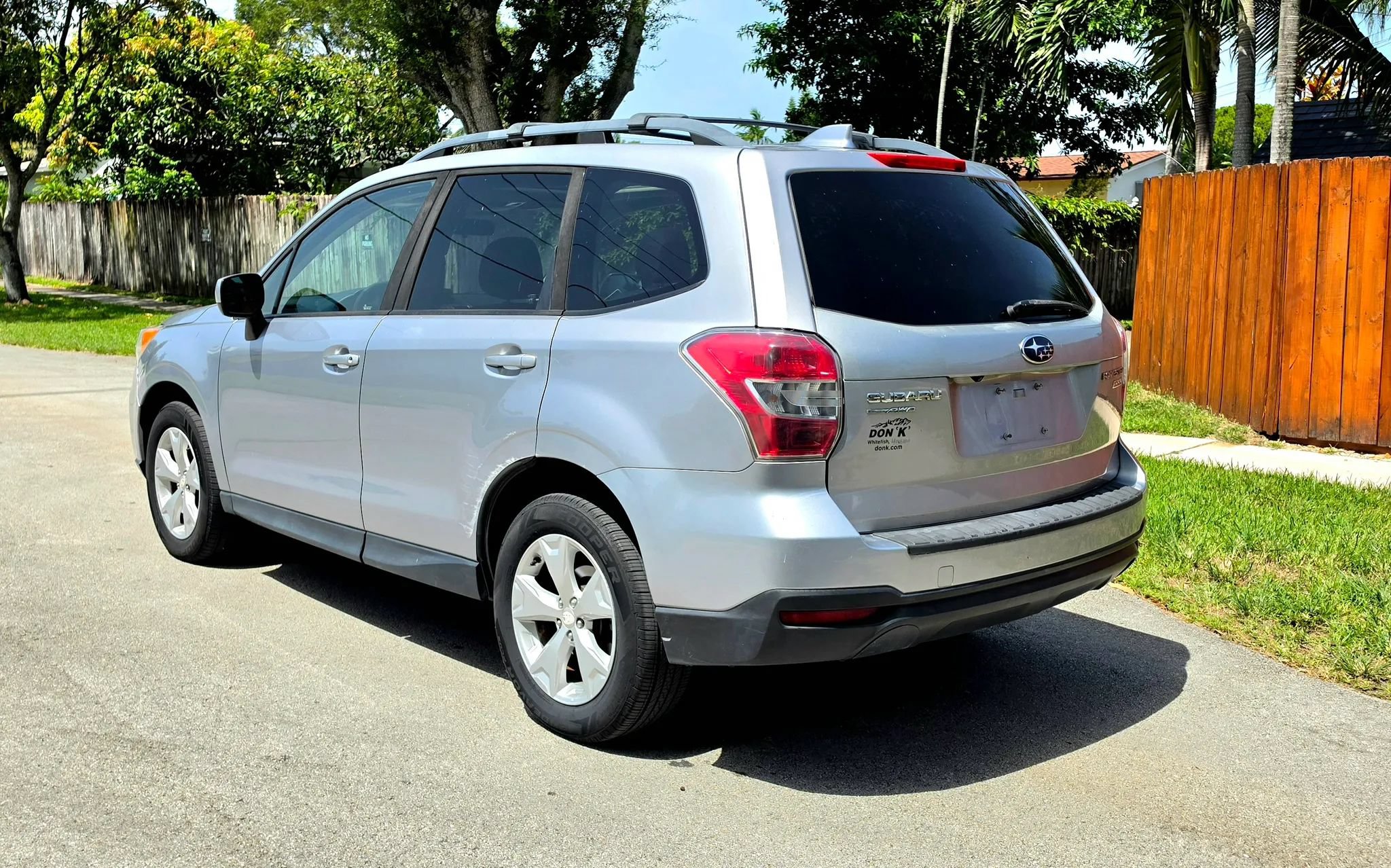 Used 2016 Subaru Forester 2.5i Premium w/ All-Weather Package AWD/4WD image 14