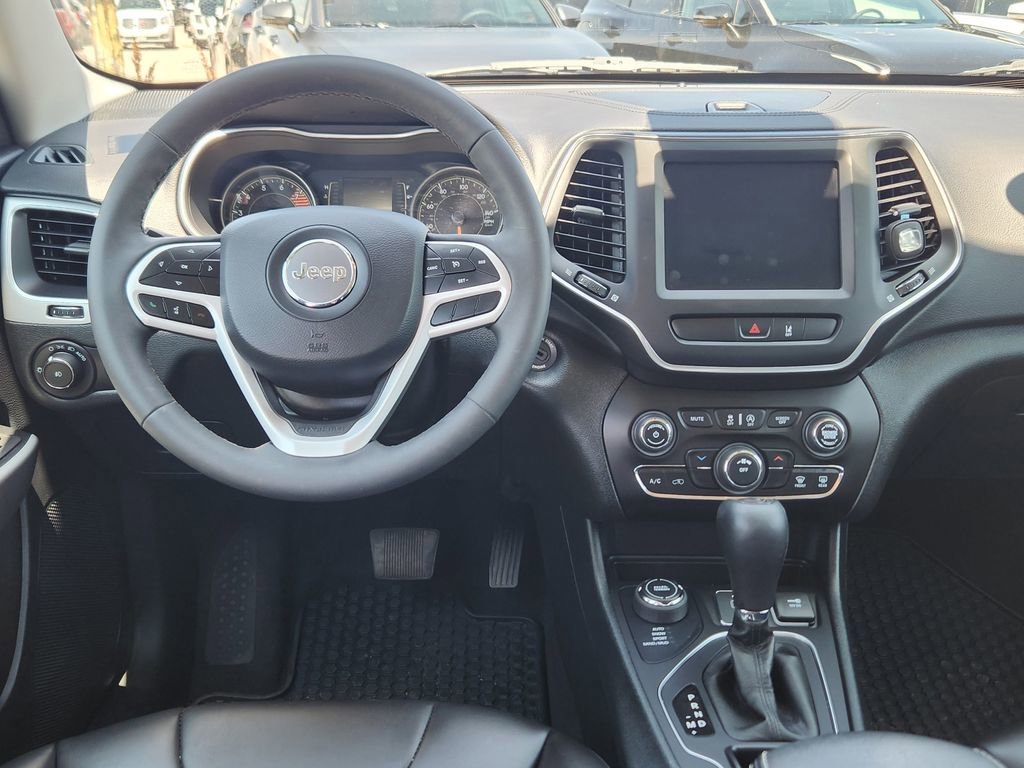 Used 2022 Jeep Cherokee Latitude image 12