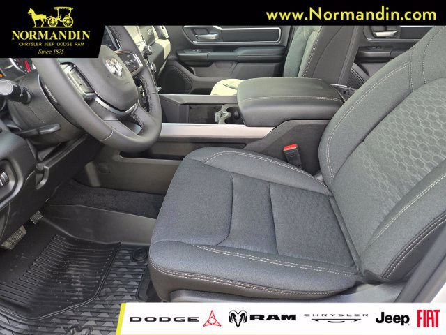 New 2026 RAM 1500 Big Horn w/ Night Edition AWD/4WD image 6