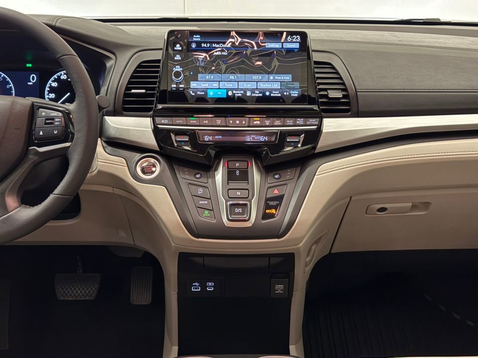 New 2026 Honda Odyssey EX-L image 11