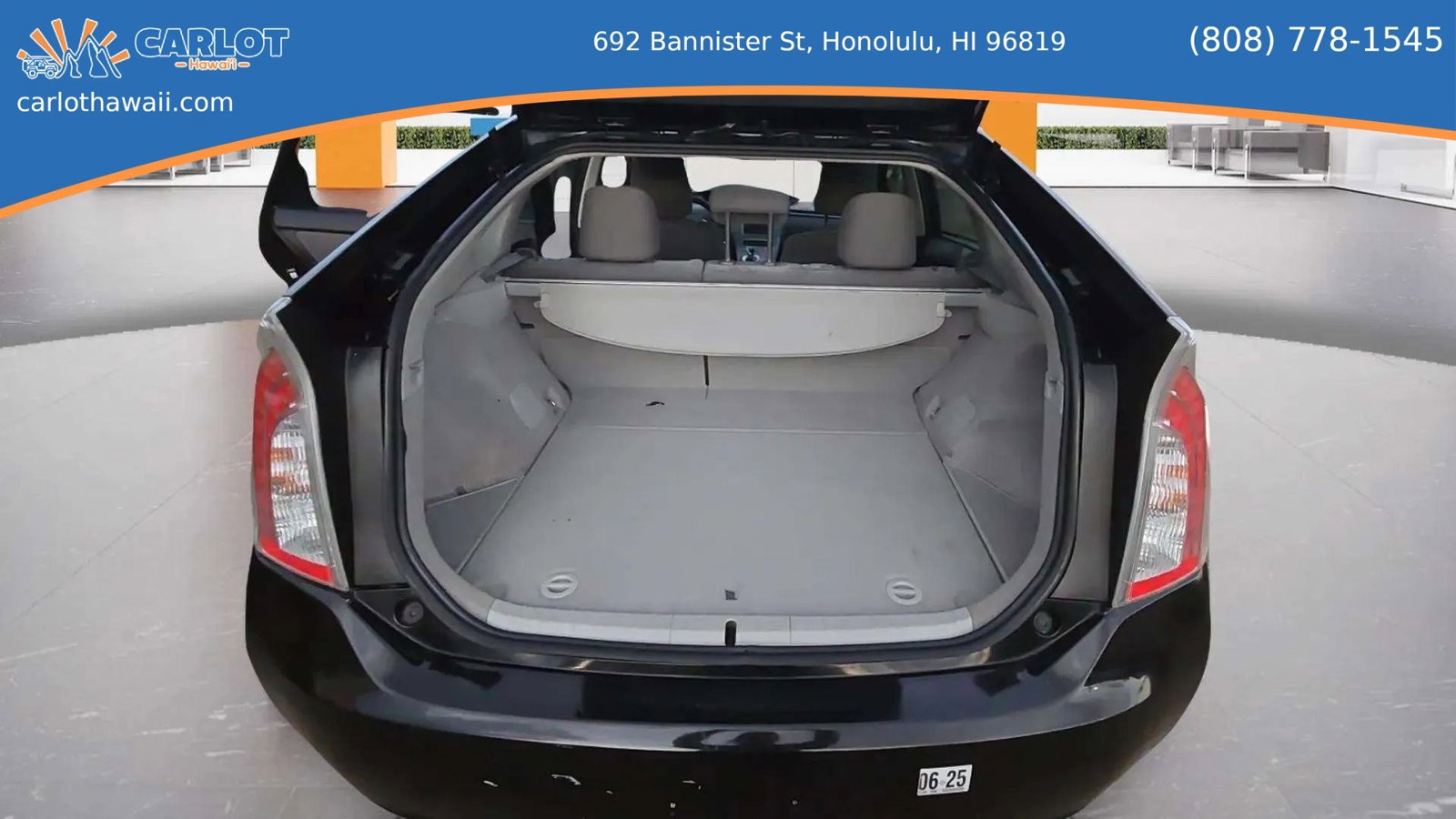 Used 2015 Toyota Prius Three FWD image 16