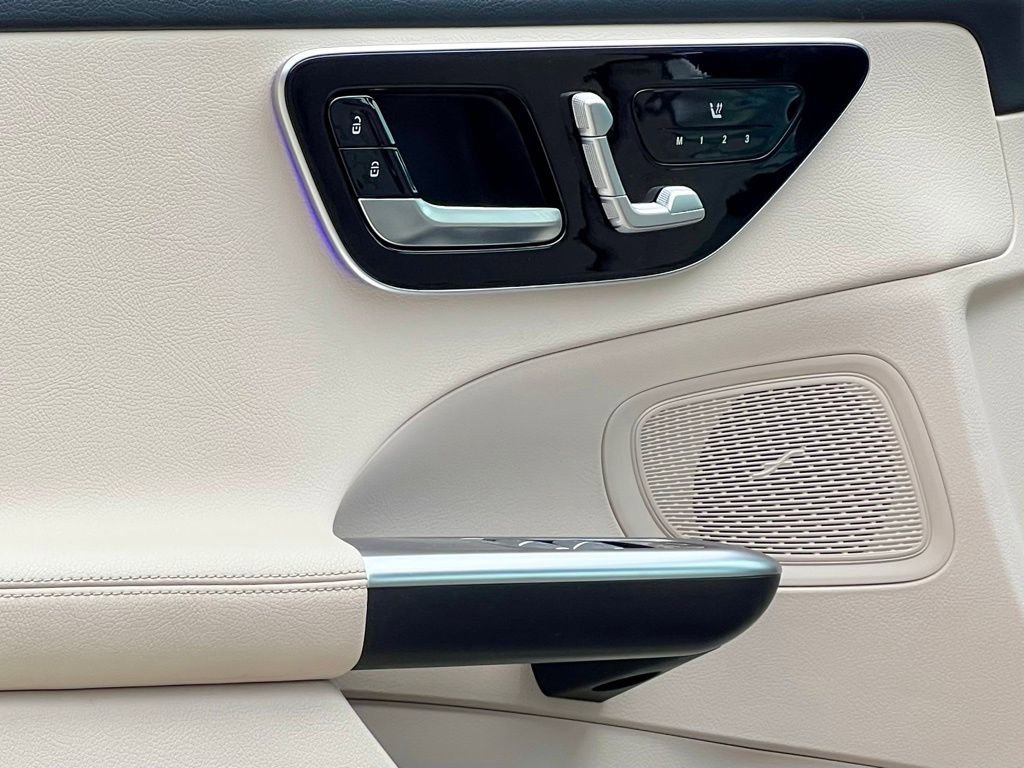 Certified 2023 Mercedes-Benz C 300 4MATIC Sedan image 24