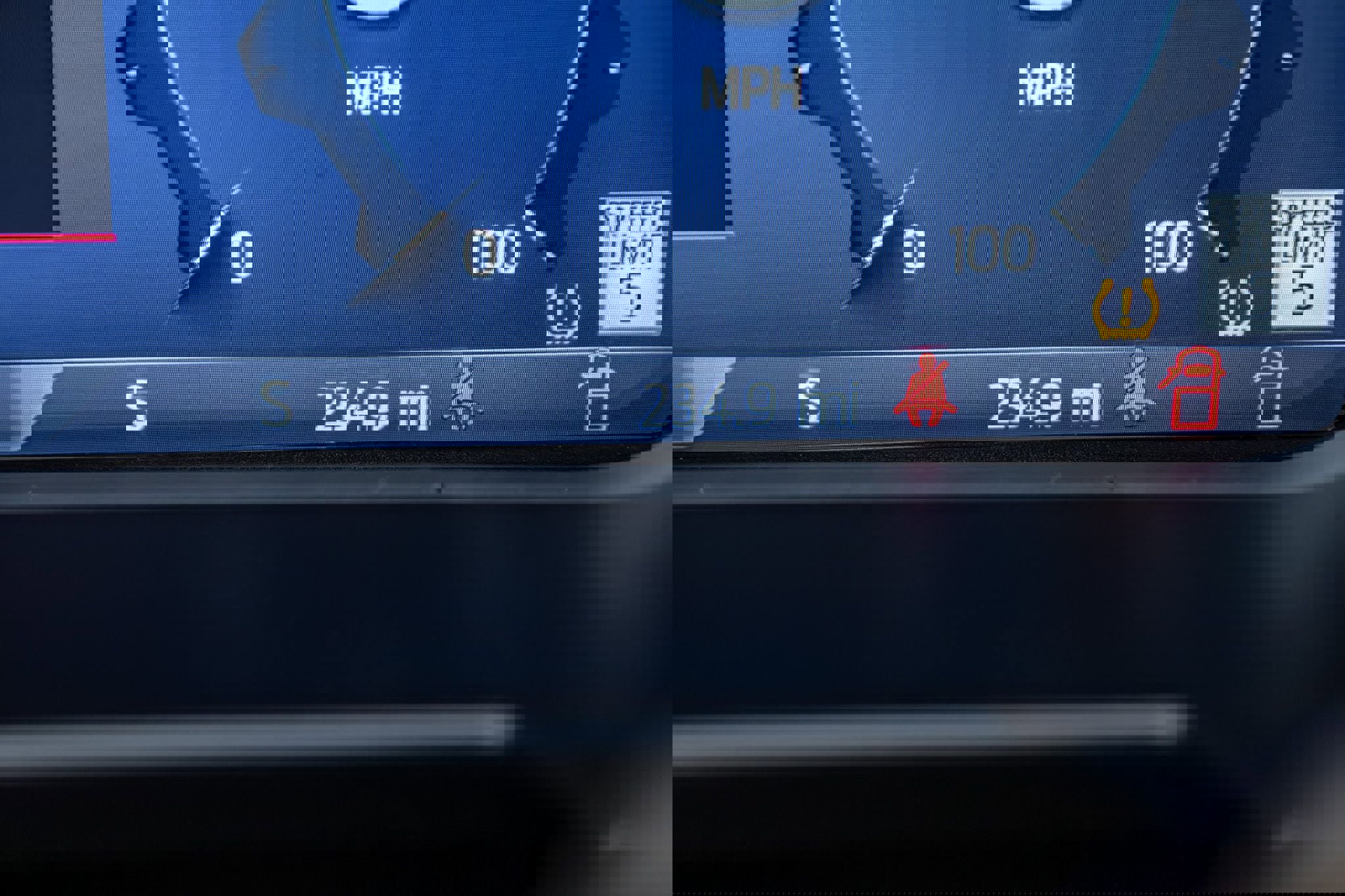 Used 2026 Ford F350 Platinum w/ Platinum Plus Package image 19