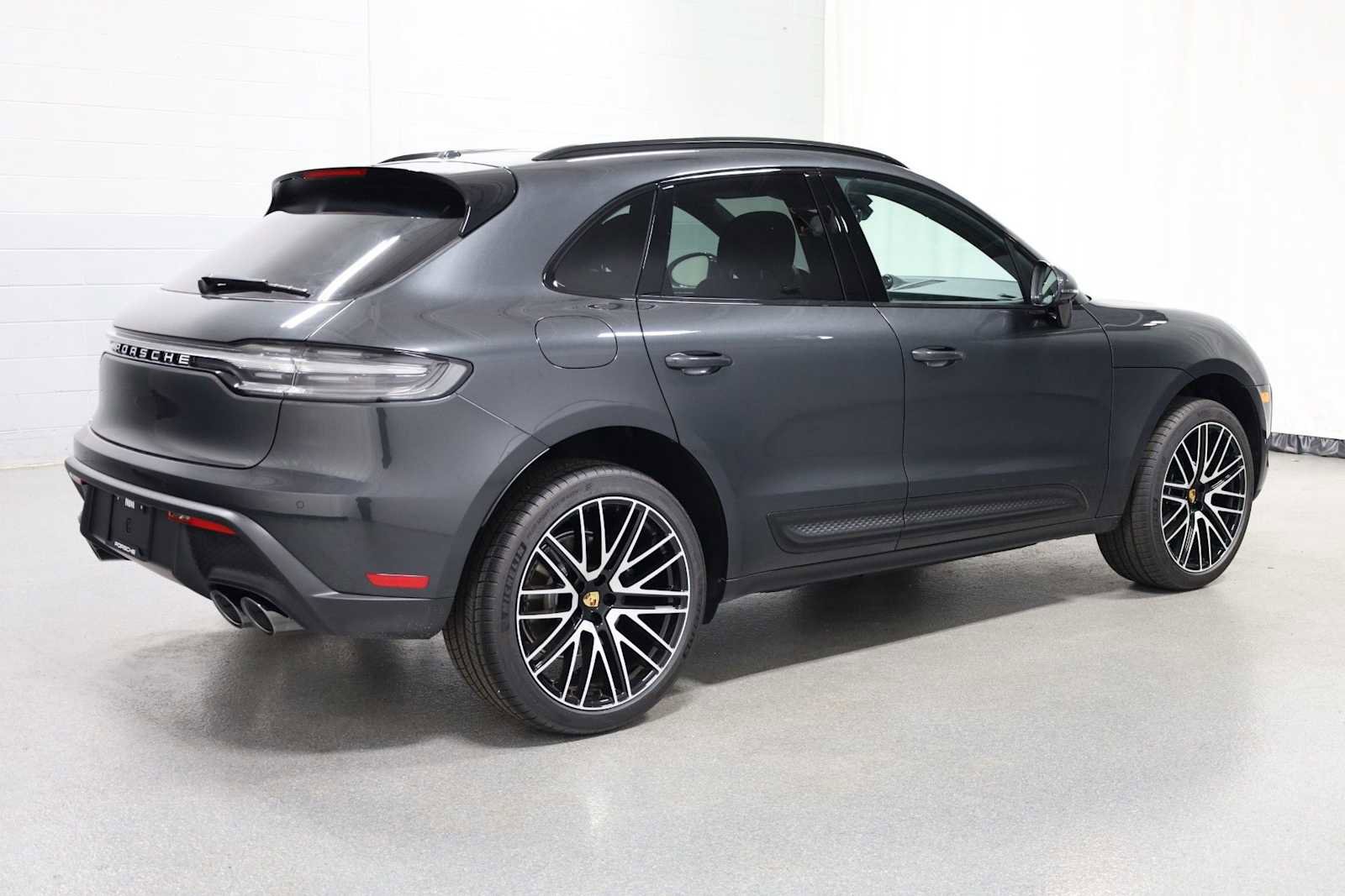 New 2026 Porsche Macan image 9