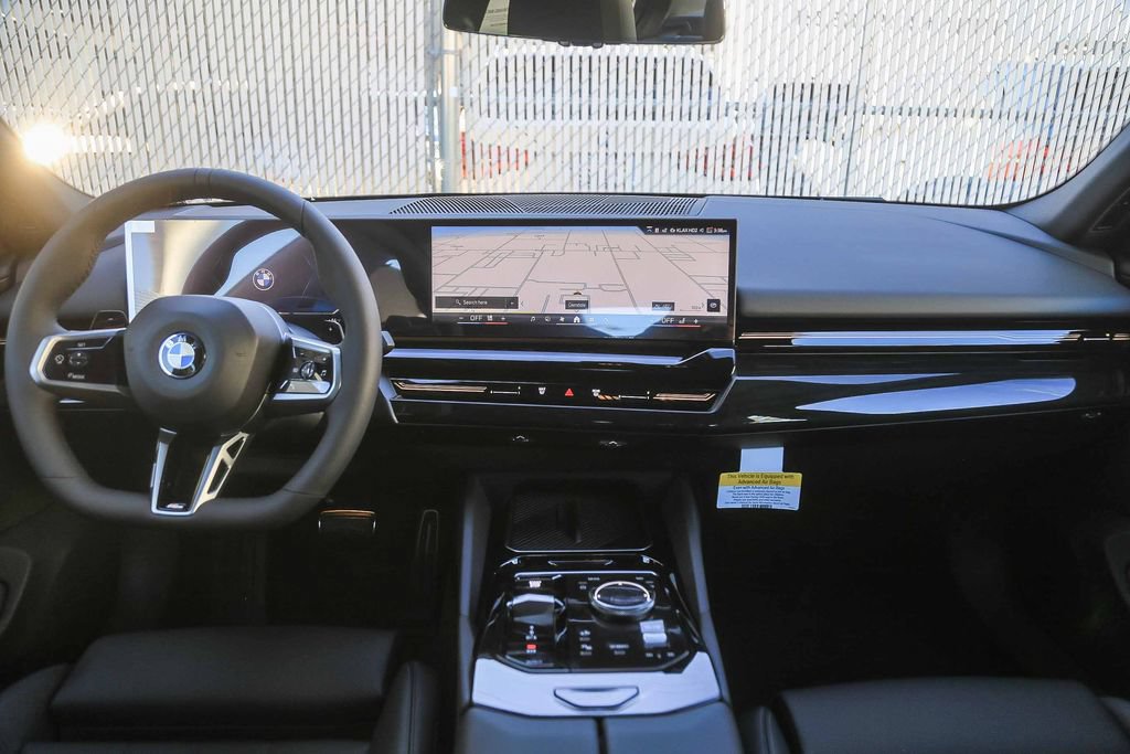 Used 2026 BMW 530i w/ M Sport Package RWD image 9