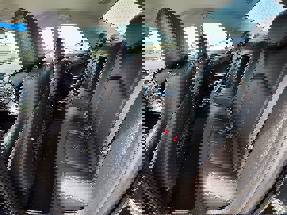 Used 2010 Cadillac CTS Sedan image 16