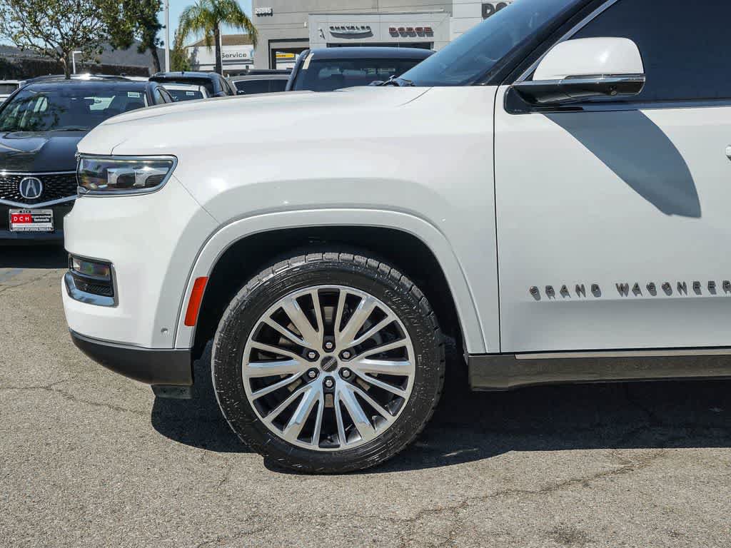 Certified 2022 Jeep Grand Wagoneer Series III w/ Flexible Seating Group AWD/4WD image 10