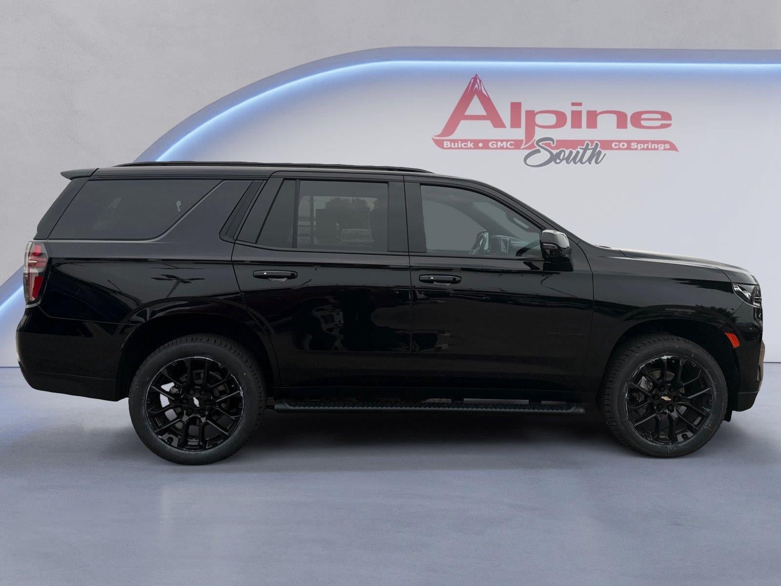 Certified 2022 Chevrolet Tahoe RST w/ Luxury Package AWD/4WD image 6
