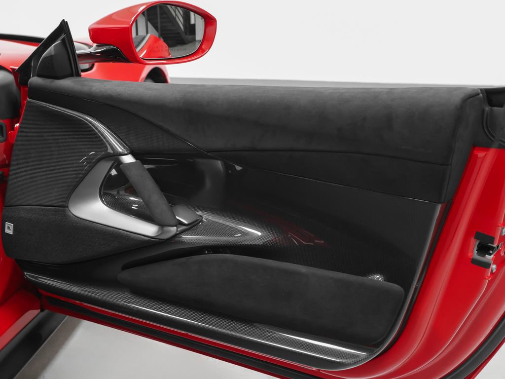 Used 2024 Ferrari 812 Competizione image 40