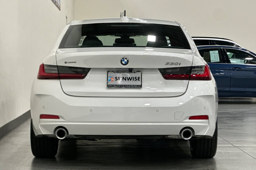 Used 2026 BMW 330i Sedan RWD image 5