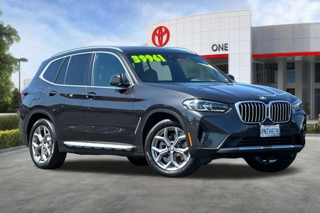 Used 2024 BMW X3 xDrive30i w/ Convenience Package AWD/4WD image 2