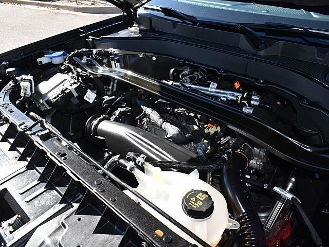 Used 2025 Ford Explorer ST-Line image 9