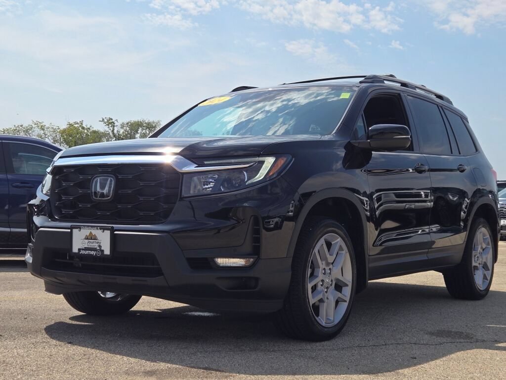 Used 2024 Honda Passport EX-L image 4