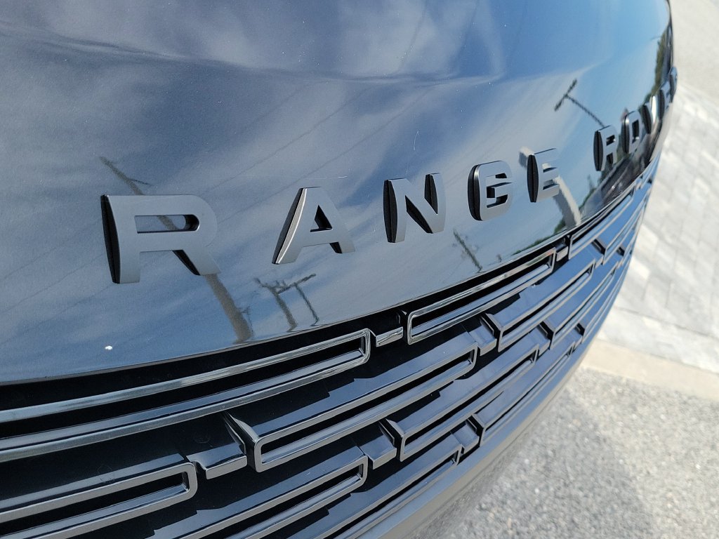 New 2026 Land Rover Range Rover Sport Dynamic SE AWD/4WD image 9