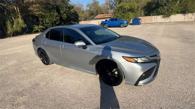 Used 2023 Toyota Camry XSE image 2