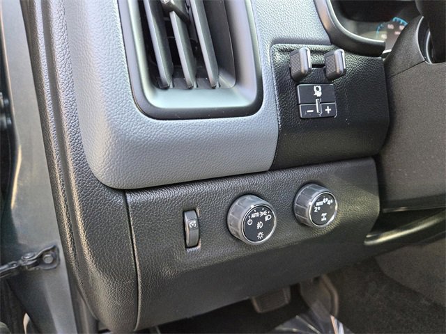 Used 2017 Chevrolet Colorado Z71 image 12