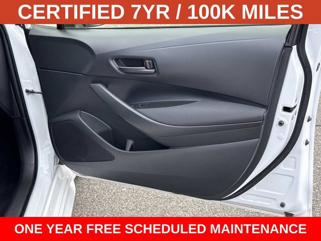 Used 2022 Toyota Corolla LE FWD image 6