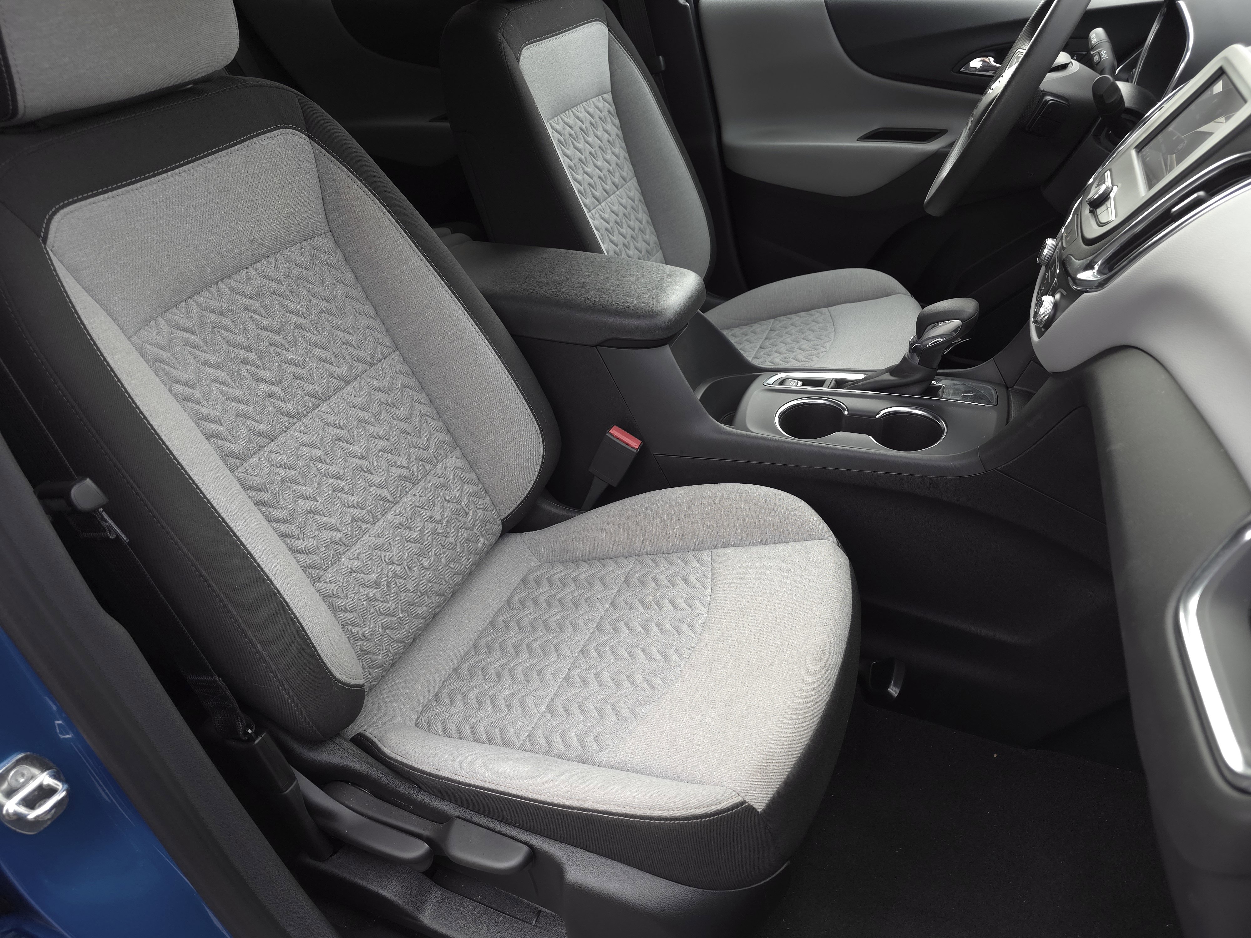 Used 2024 Chevrolet Equinox LS w/ LS Convenience Package image 33