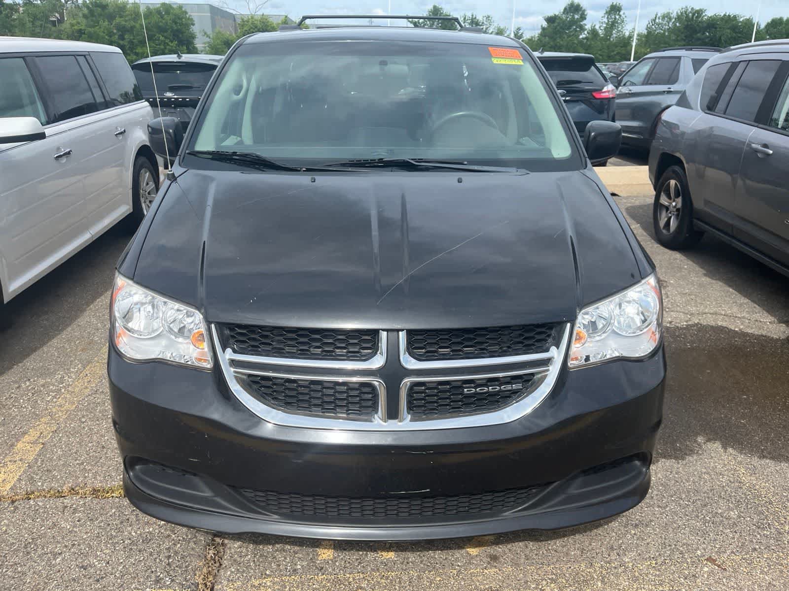 Used 2012 Dodge Grand Caravan SXT FWD image 21