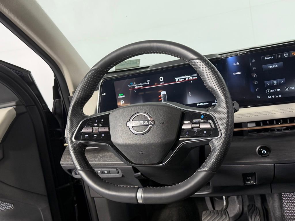 Used 2023 Nissan Ariya AWD image 12