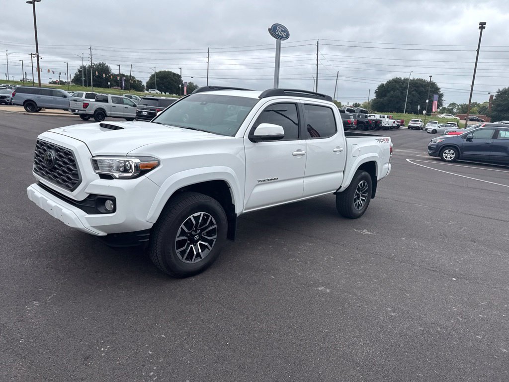 Used 2023 Toyota Tacoma TRD Sport w/ Technology Package AWD/4WD image 6