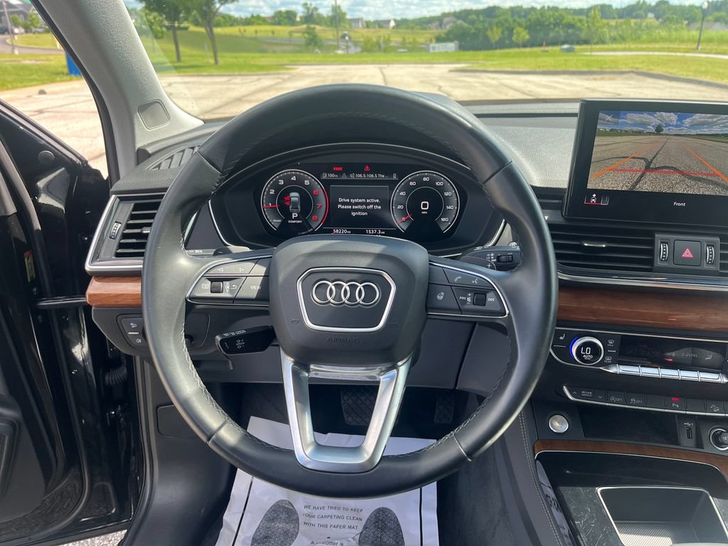 Used 2022 Audi Q5 2.0T Premium Plus w/ Premium Plus Package AWD/4WD image 14