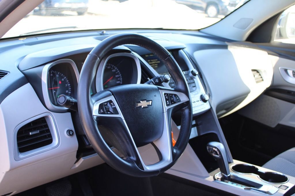 Used 2014 Chevrolet Equinox LT image 17