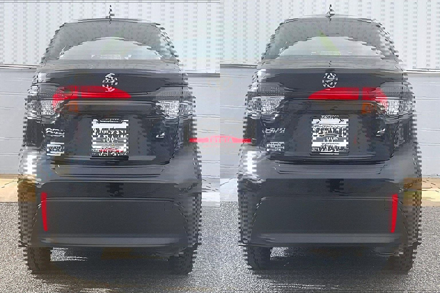 Used 2023 Toyota Corolla LE w/ Carpet Mat Package (TMS) image 5